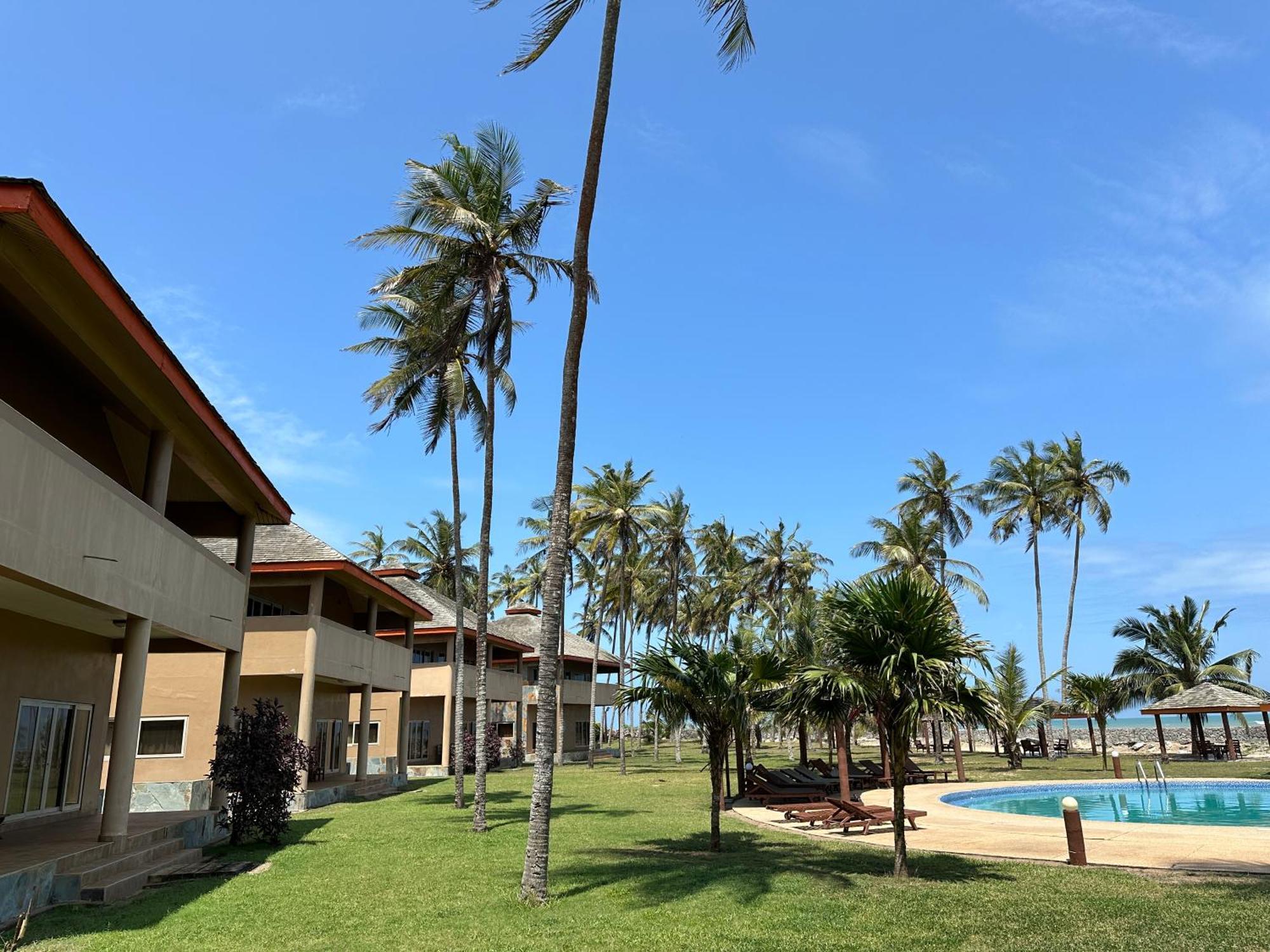 Elmina Bay Resort Exteriör bild