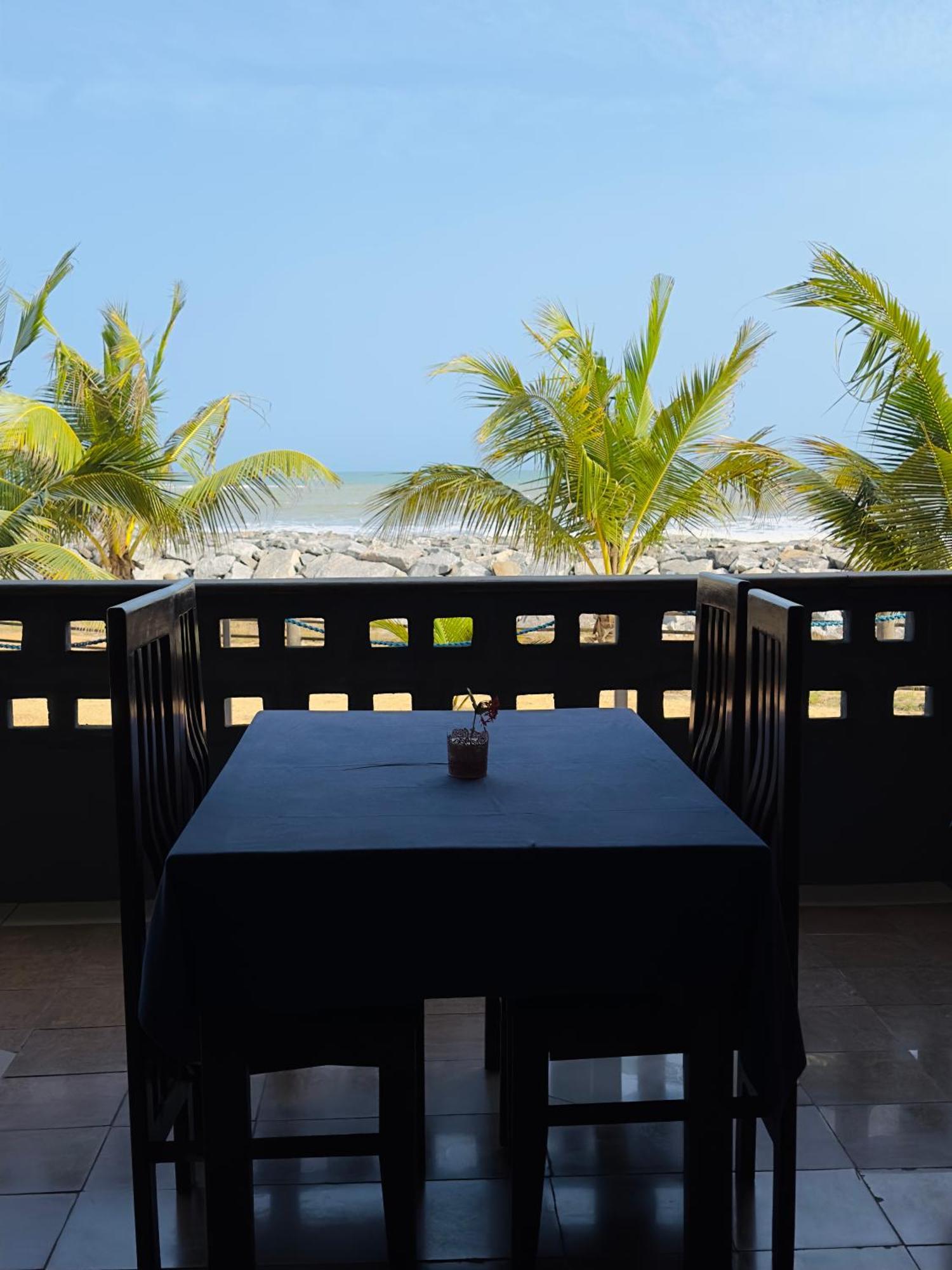 Elmina Bay Resort Exteriör bild