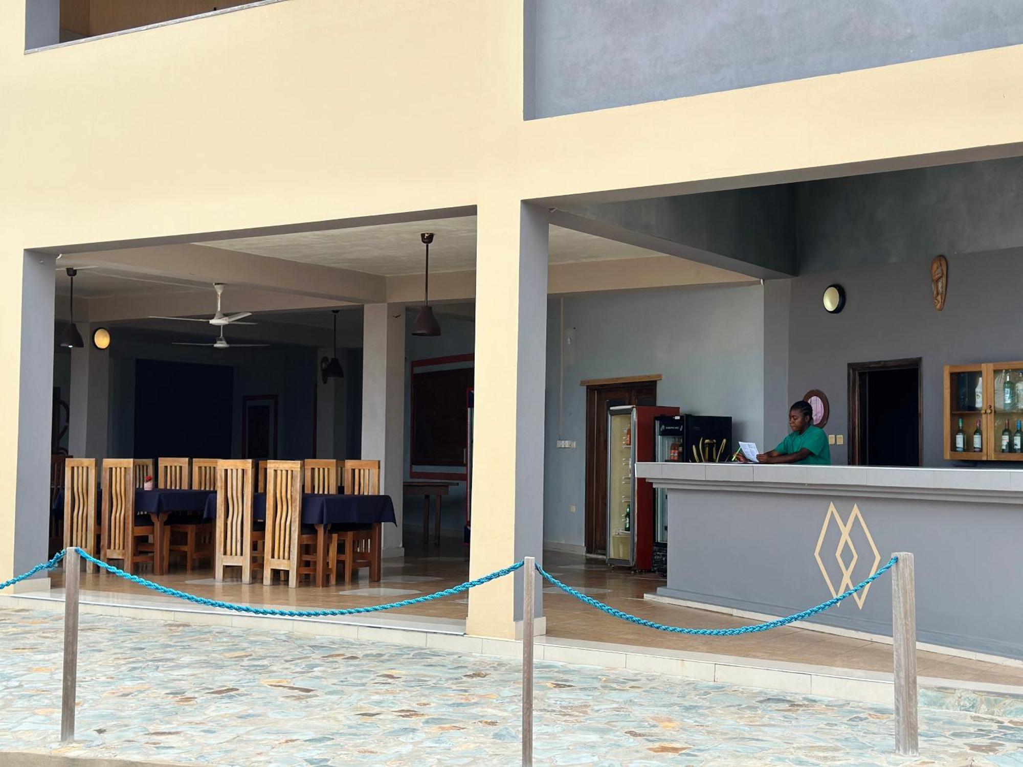 Elmina Bay Resort Exteriör bild