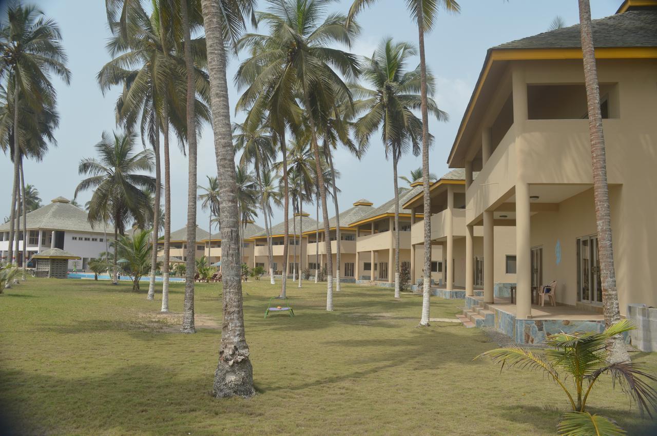Elmina Bay Resort Exteriör bild