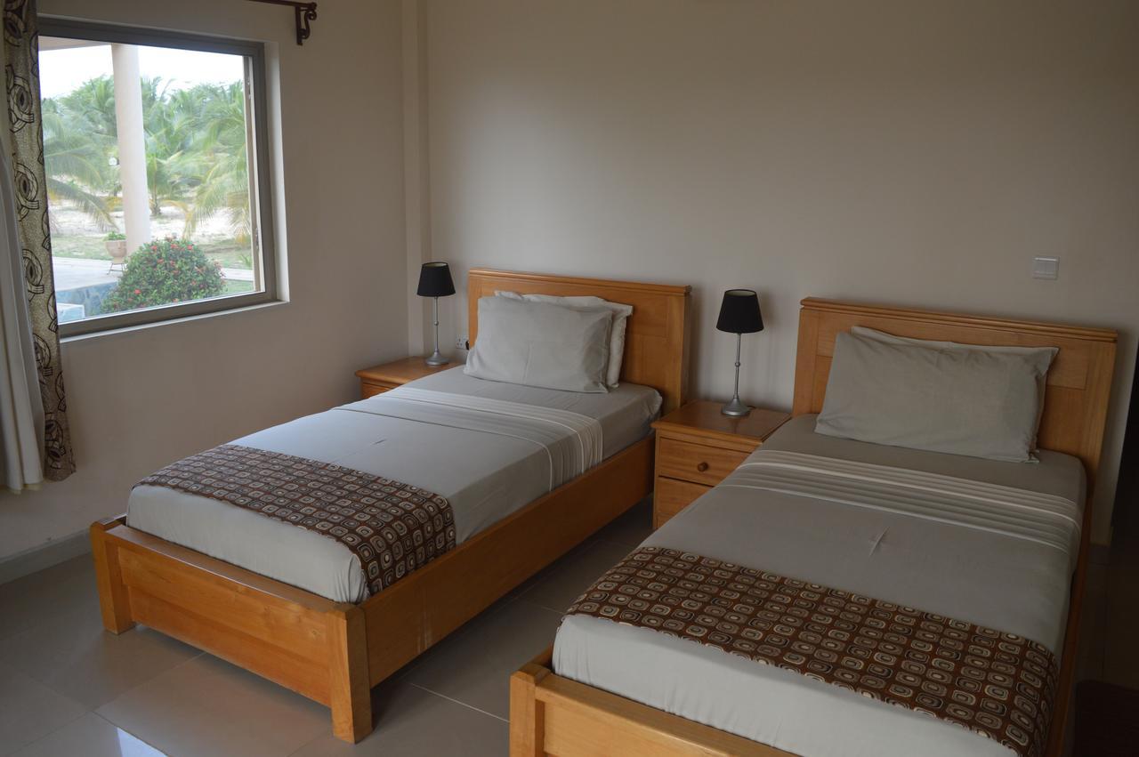 Elmina Bay Resort Exteriör bild