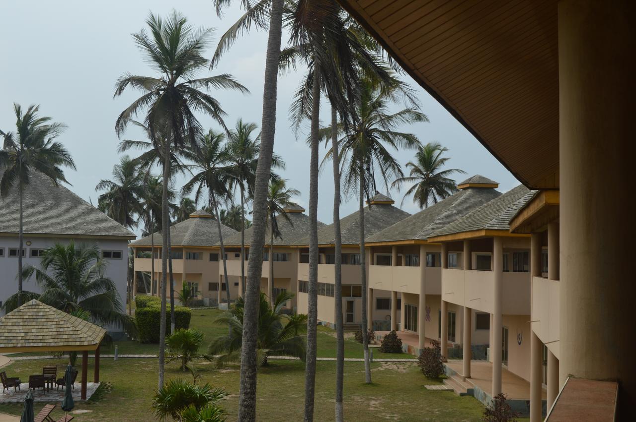 Elmina Bay Resort Exteriör bild