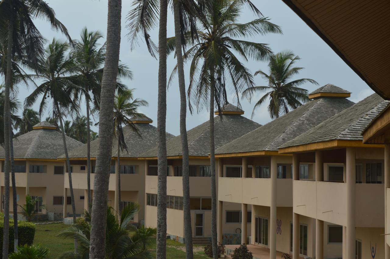 Elmina Bay Resort Exteriör bild